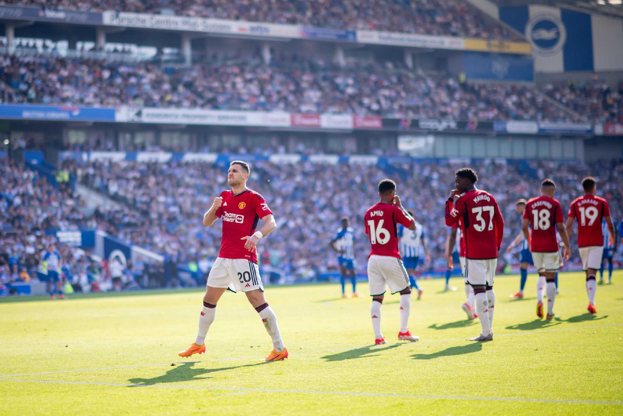 探索更多可 探索更多可